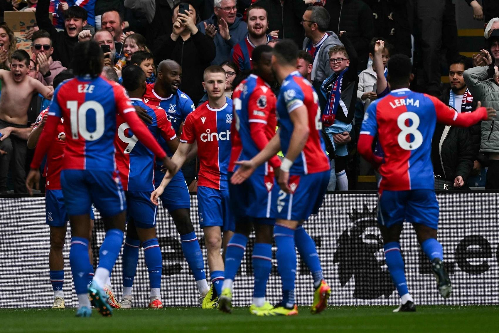 邮报：水晶宫大股东欲出售股份，以避免球队被排除在欧战赛事之外